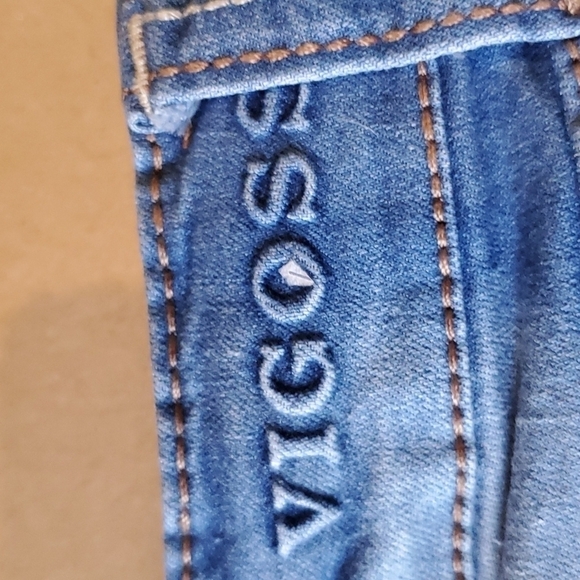Vigoss The Jagger bermuda  girls embellished denim shorts. Preowned size 12 - Picture 7 of 10